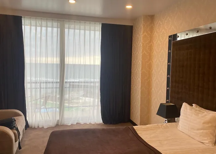 Marine Sea Apartment *